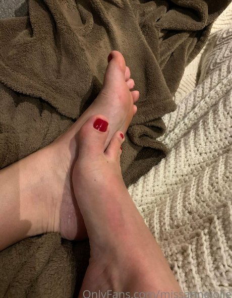 missannejolie estrella hermosa foto