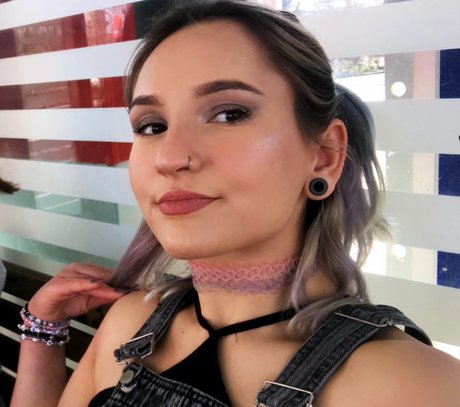 Jindo109 actriz porno galerías