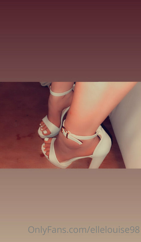 ellelouise98 modelo porno fotos