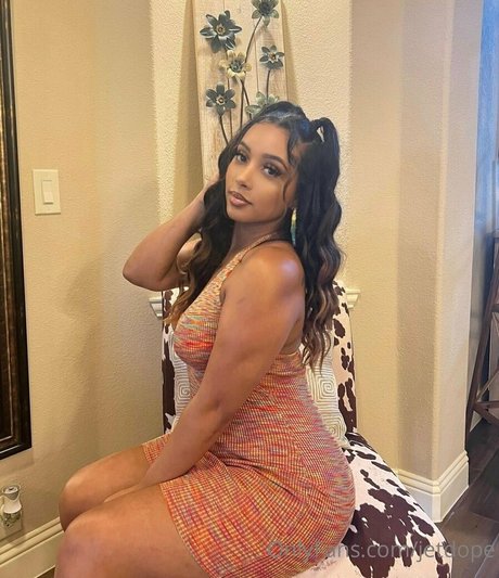 jetdope estrella erótica imágenes