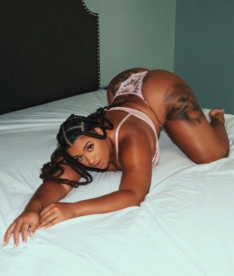 raquelsavage actriz perfecta foto