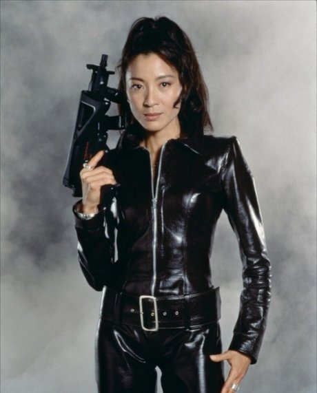 Michelle Yeoh estrella porno bonita imágenes