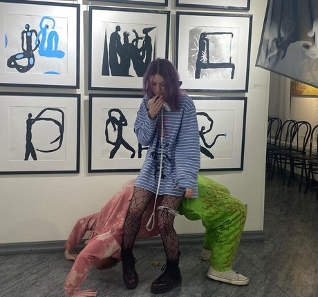 pelirroja chorro onlyfans sexy erótica foto