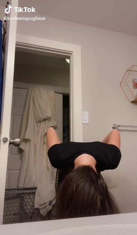 kevpugliese estrella porno atractiva fotos