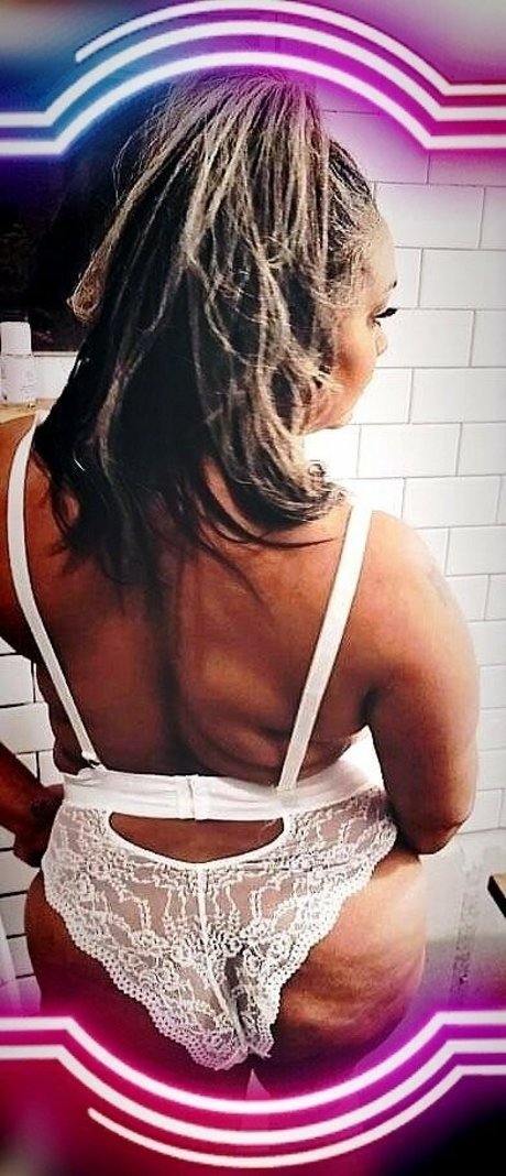 caribbeanmama xoxo actriz porno imágenes