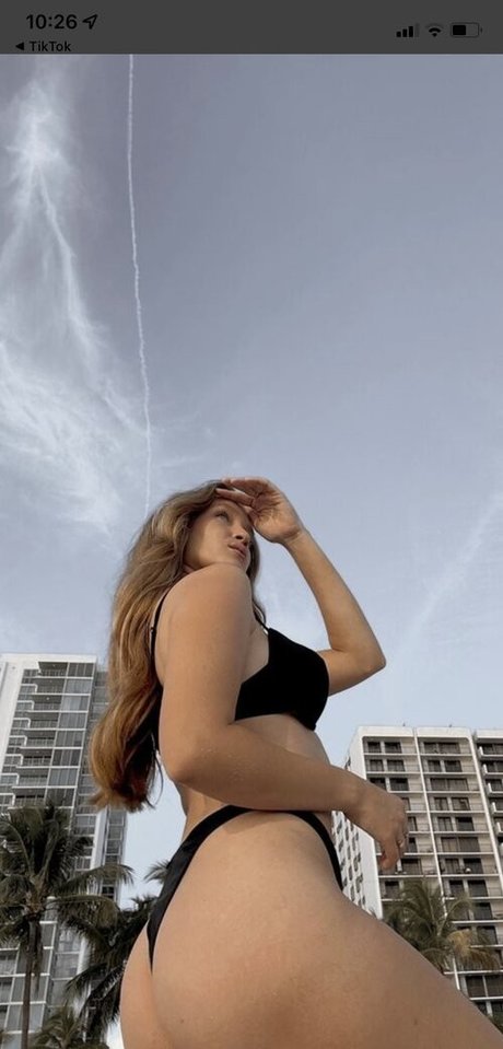 Meiling Choy Truefanz estrella porno hermosa foto