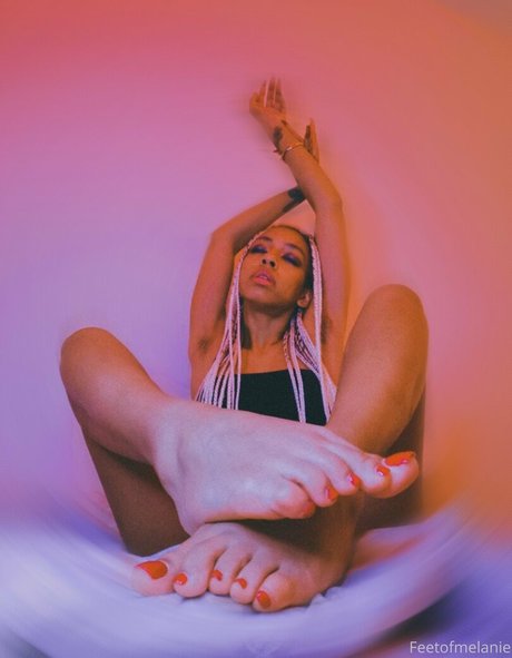 feetofmelanie actriz de arte imagen
