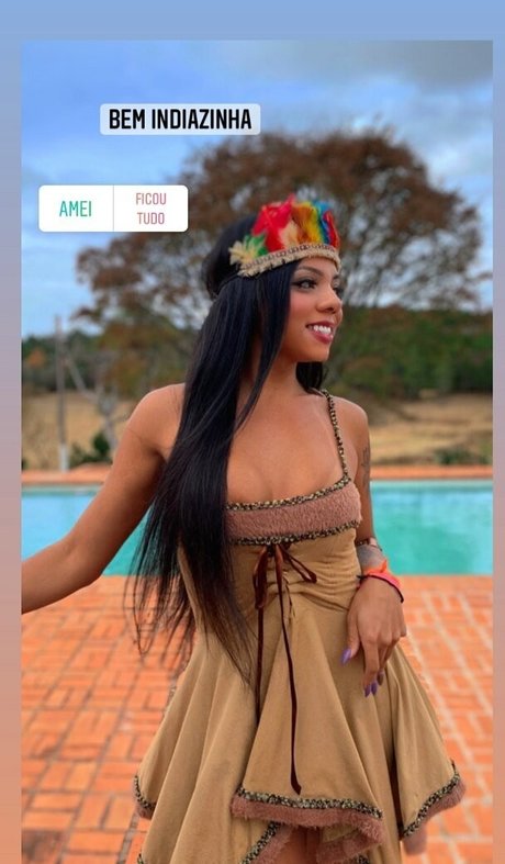 Juju Rosa modelo desnudo archivo