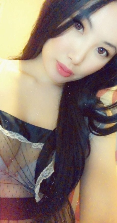 ohyeahevie modelo foto