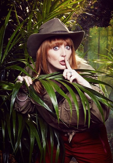 Yvette Fielding bonita actriz foto