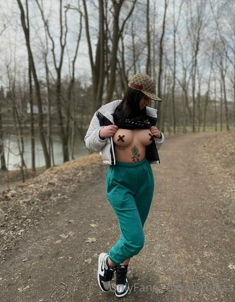 petulkaa actriz libre galerías