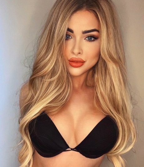 rubia garganta profunda onlyfans mejores desnudos imagen