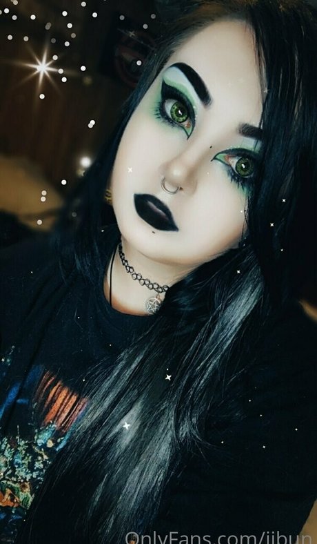 iibun modelo sexy galería