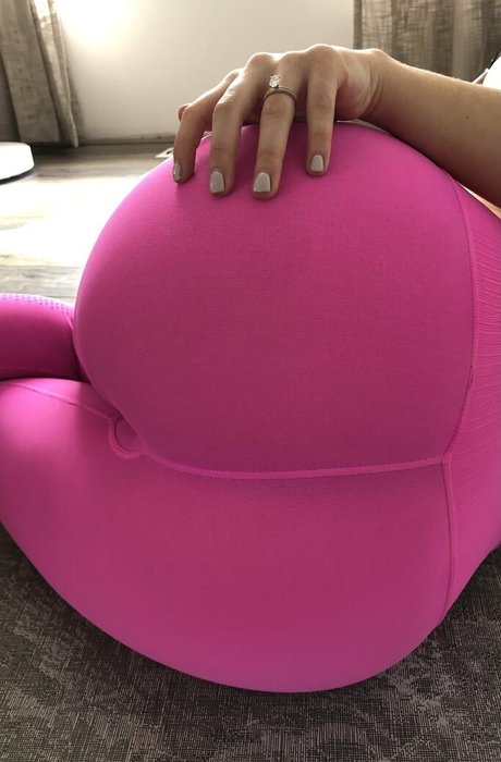 mrsyogi estrella porno hd fotos