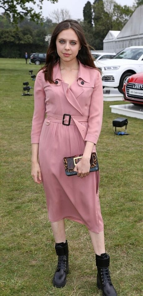 Bel Powley estrella hd fotos