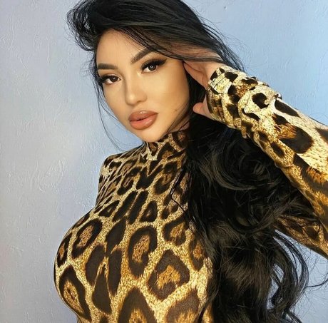 Asa Lochka buen modelo foto