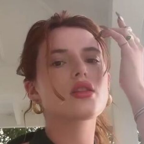 Bell Thorne estrella porno caliente imágenes