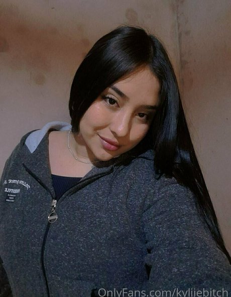 kyliiebitch actriz desnuda galerías