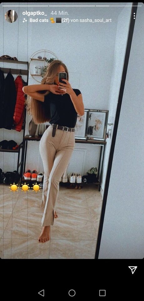 Olgaptko_ estrella porno desnuda imagen