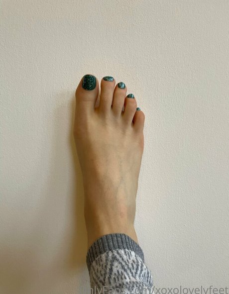 xoxolovelyfeet hermosa actriz foto