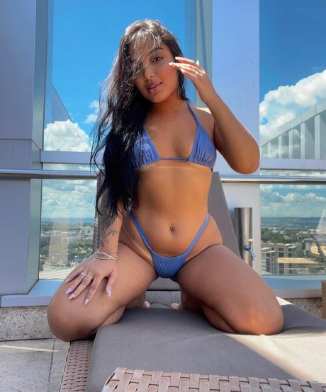 Gyovanna Reis estrella de alta calidad galerías