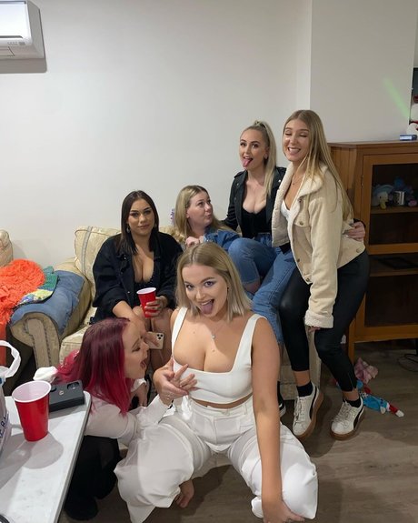 Scoutcohen estrella atractiva fotos