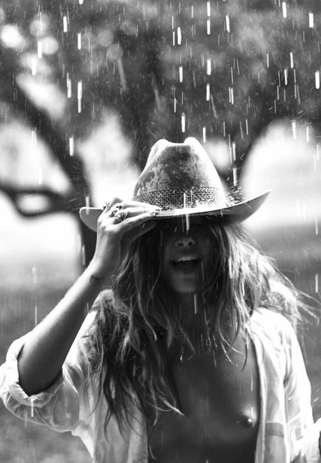 Mimi Elashiry desnudos de estrellas porno galería