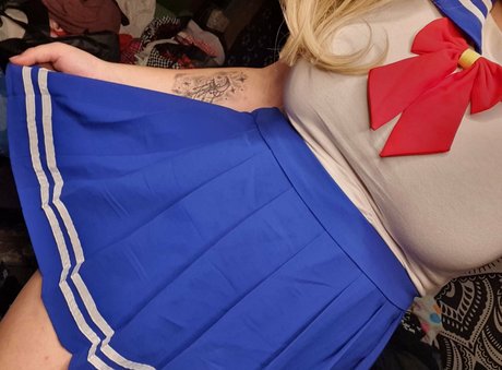 gothickitti arte modelo recopilación