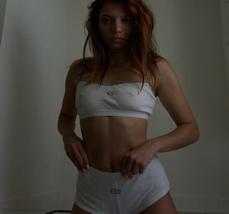 Ganna Bogdan hermosa estrella foto