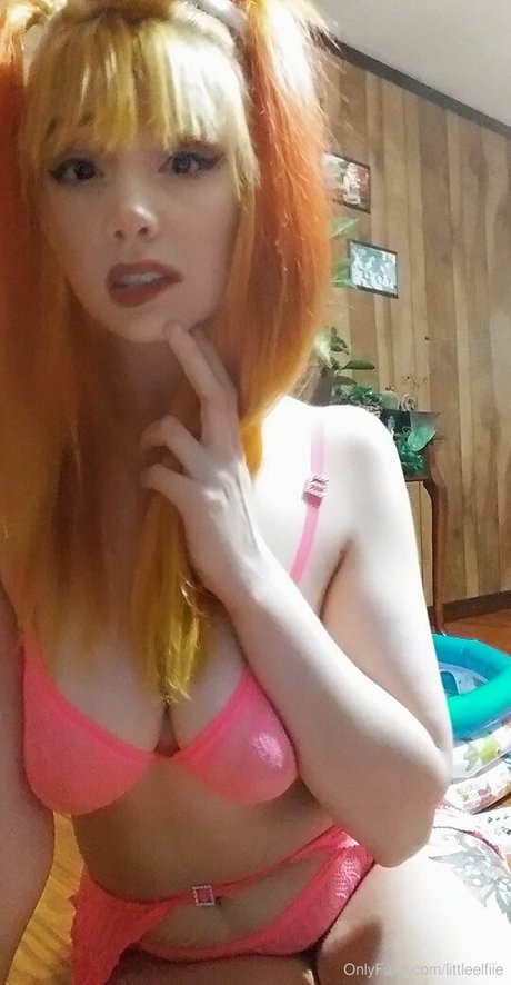 Empresselfiie modelo de arte galería