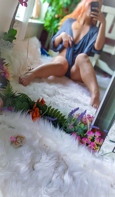 spicywookiee actriz de arte galería