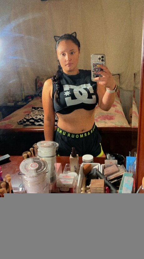 reyadex modelo de alta definición imágenes