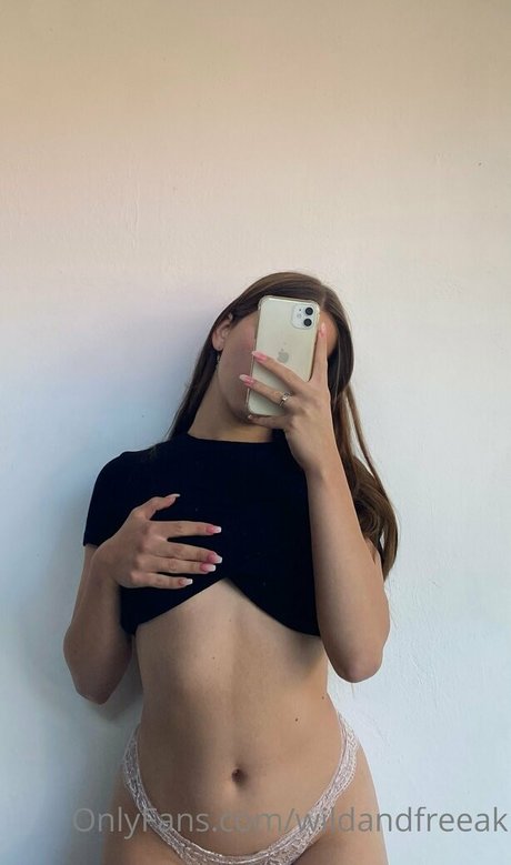 wildandfreeak estrella exclusiva foto