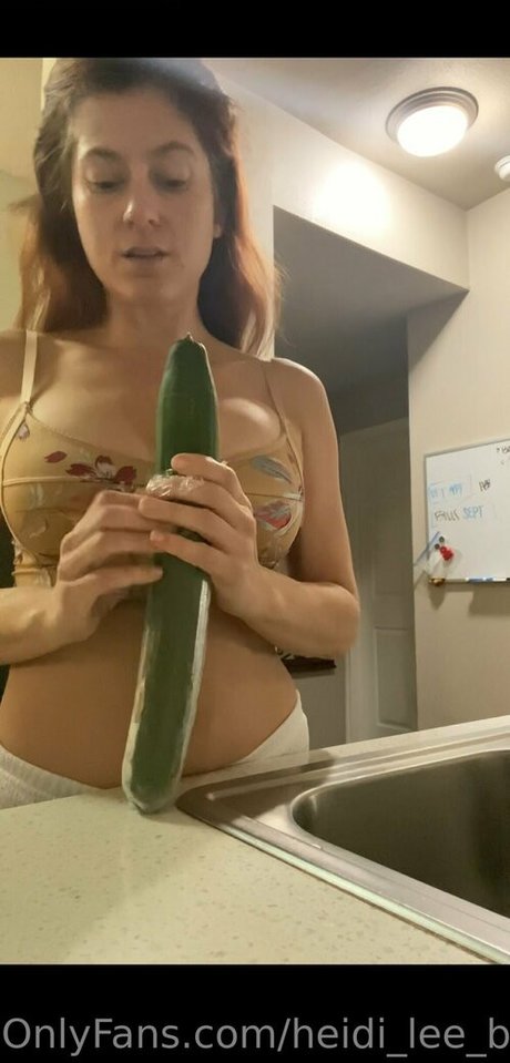 Heidi Lee Bocanegra arte estrella porno foto