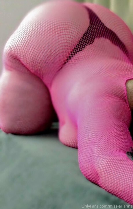 missarianna4u bonita actriz imágenes