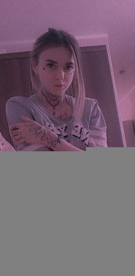 playfulkitty1 actriz de arte foto