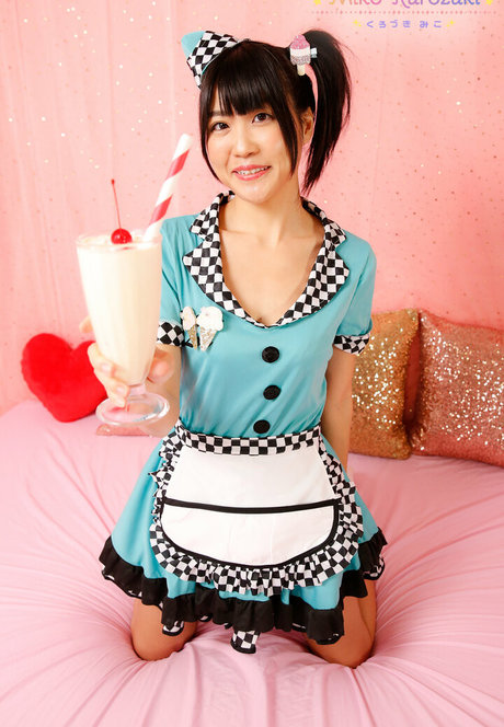 mikokurozuki modelo sexual fotos