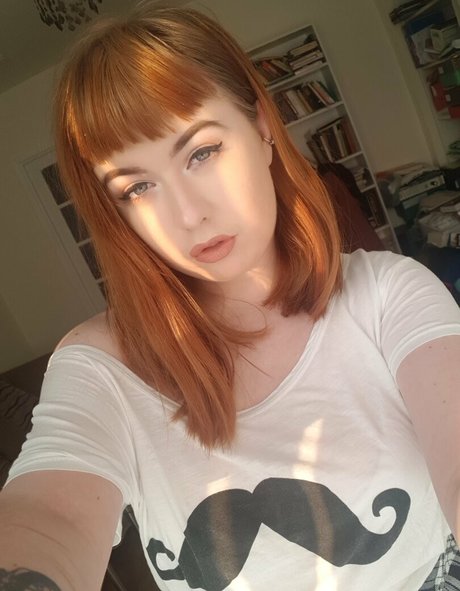 kittymisfituk actriz exclusiva imágenes