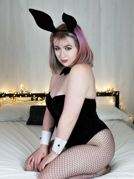 kittymisfituk estrella porno erótica imagen