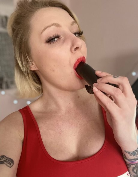 loumonrow xxx estrella porno imágenes