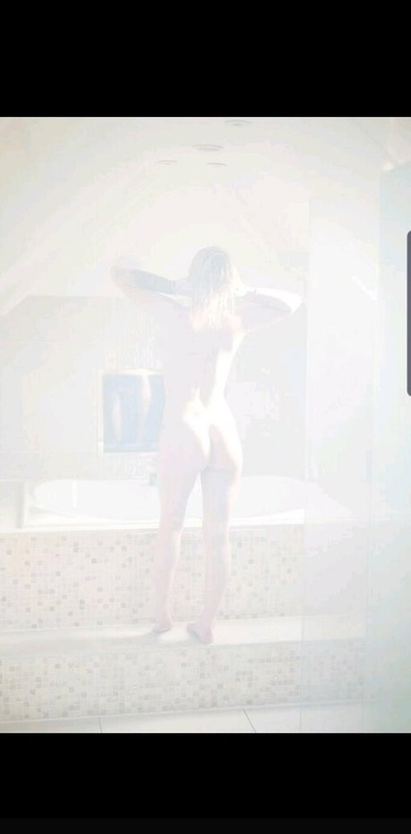 loumonrow xxx estrella porno foto