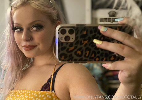 sototally estrella porno perfecta archivo