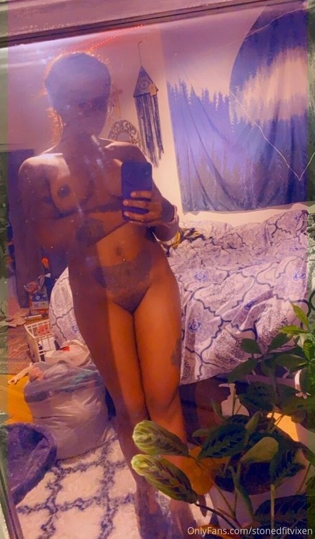 stonedfitvixen modelo sexual galería