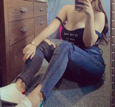 Arely Walle estrella agradable imagen