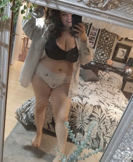 lartdanstoutessesformes modelo de arte galerías