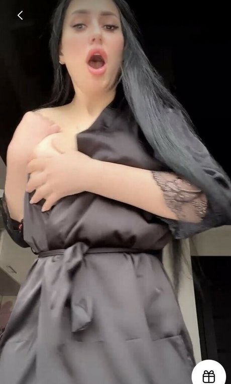 Janym hermosa estrella porno foto