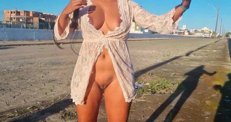 Sra Exibe actriz xxx fotos