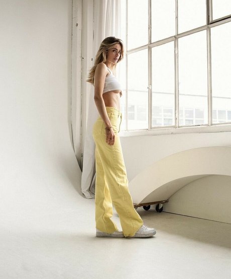 Swalina estrella porno en alta definición imágenes