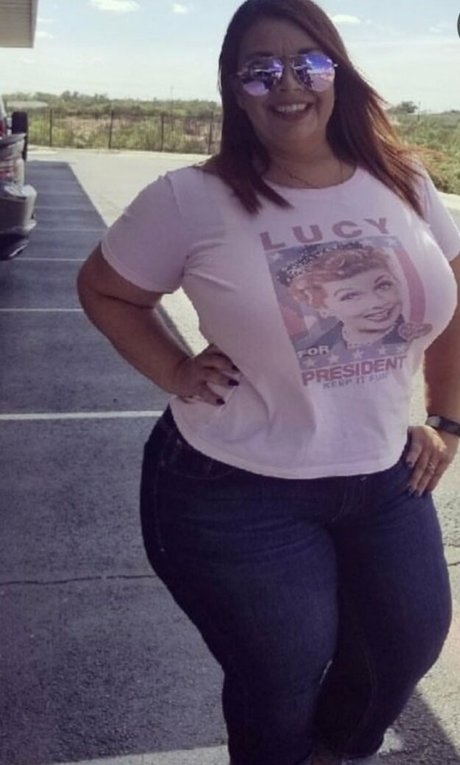 solo fans sentados en la cara hermosa hd archivo