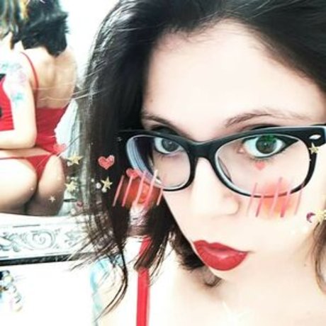 Ayame arte modelo galerías